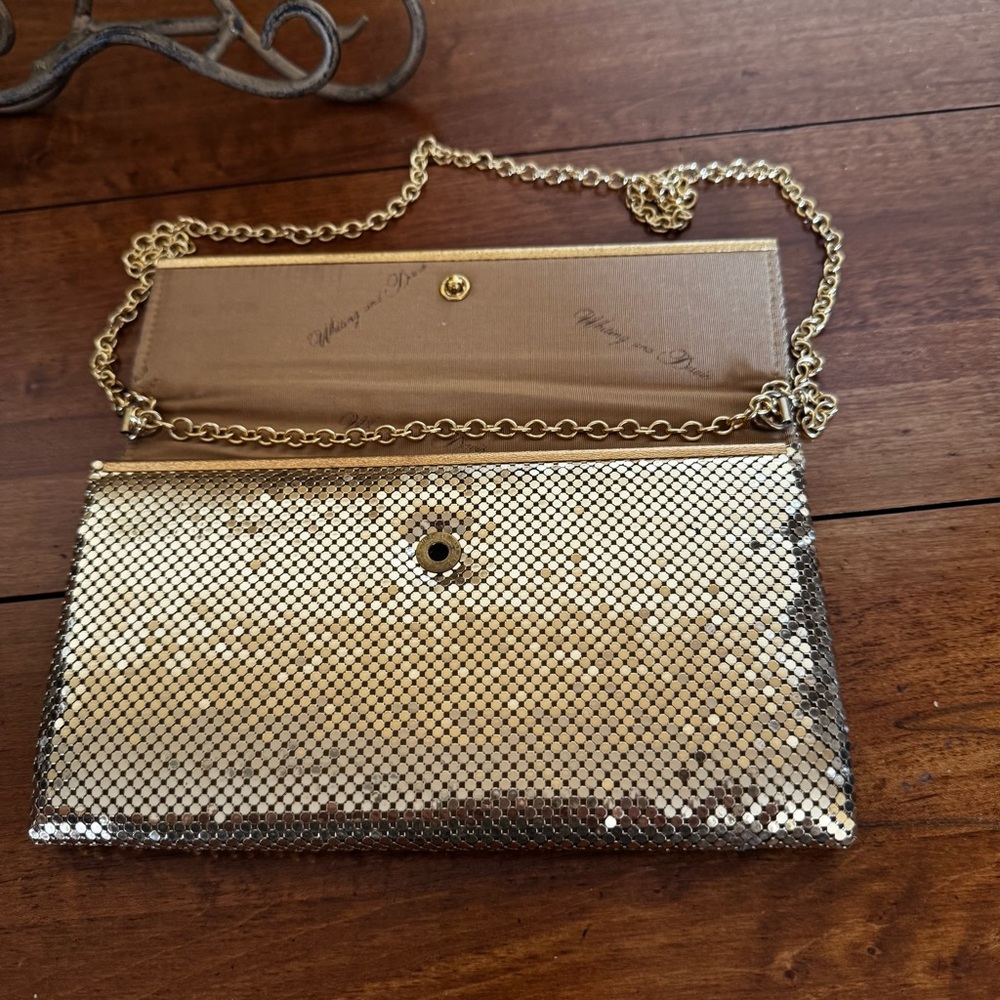 Whiting and Davis Glamorous Gold Metal Mesh Evening Clutch Purse Vintage - Picture 5 of 10